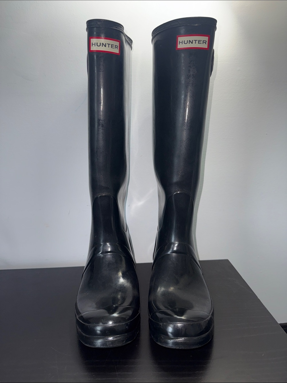 Hunter Tall Gloss Rain Boots - Black with Red Logo